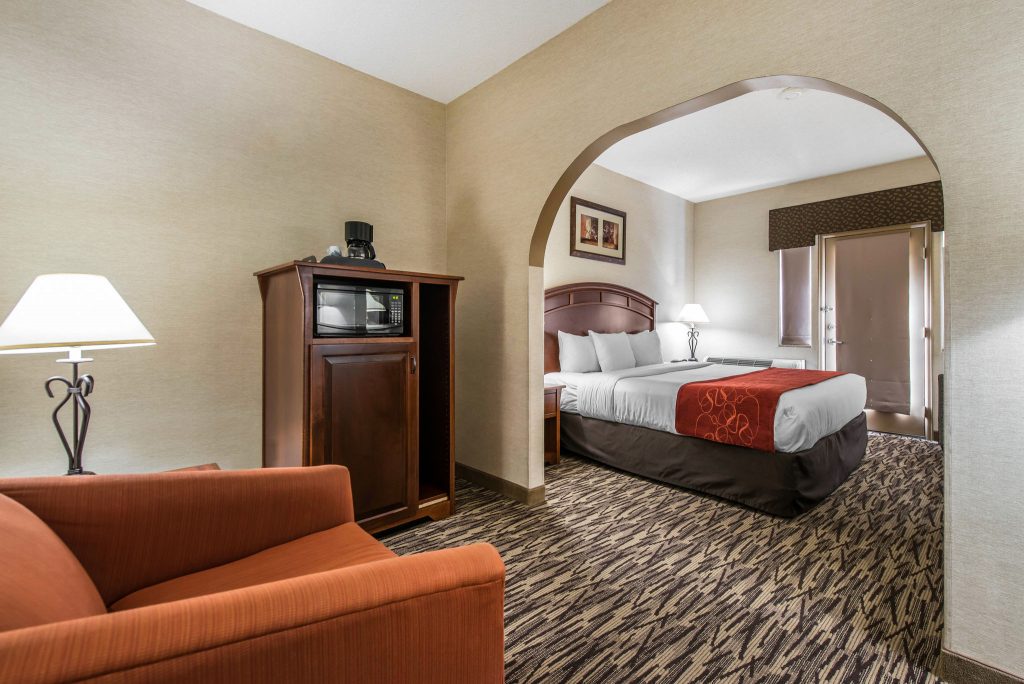 king-patio room